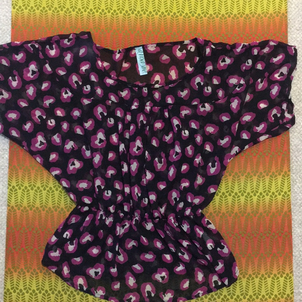 Cute blouse